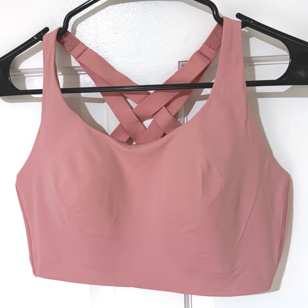 Lululemon Pink Multi Strap Crisscross Sports Bra 34DD Hook Eye Closure
